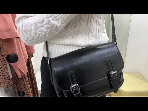 ❤️ Nuoren nartun FeralBerryn julkinen itsetyydytys dildolla sovituskopissa Anaalivideo at porn fi.xxxwow-net.ru